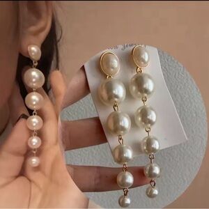 Pearl Drop Dangle Earrings – Gold Tone with Ivory Pearls